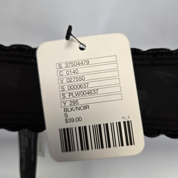 Urban outfitters  Butterfly Applique Out from Under Bra black S - Picture 11 of 12